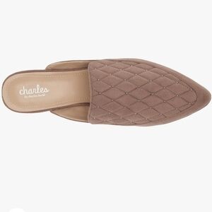 NEW! CHARLES BY CHARLES DAVID Este Vegan Suede Studded Flat Mules 7.5.